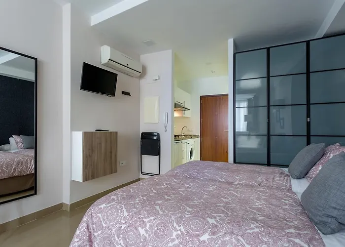 Daire Edificio Constitucion Sevilla